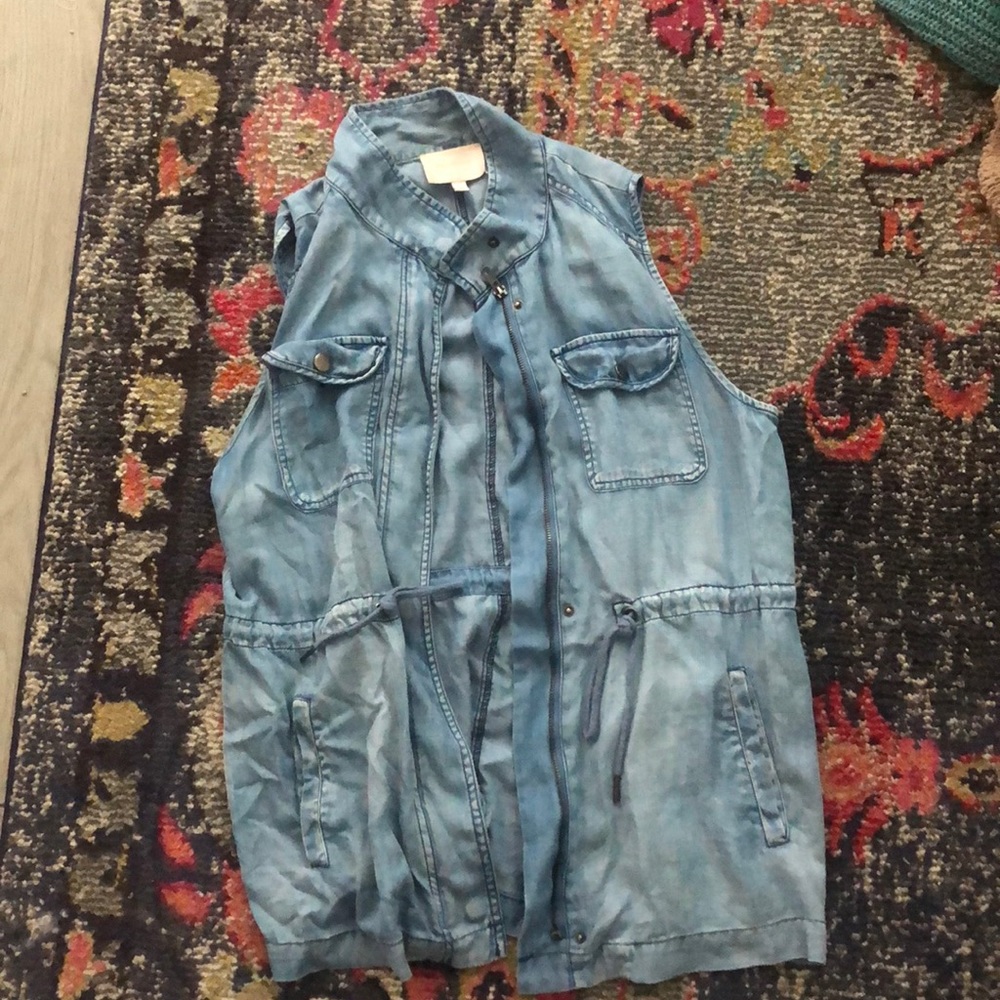 vest